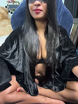 LillyLive online show from February 18, 2026, 7:54 pm