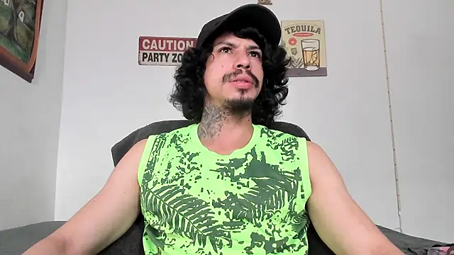 TristanWoods online show from November 7, 2025, 1:22 pm