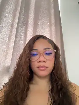 ashley Tompson1 online show from October 17, 2025, 12:41 pm