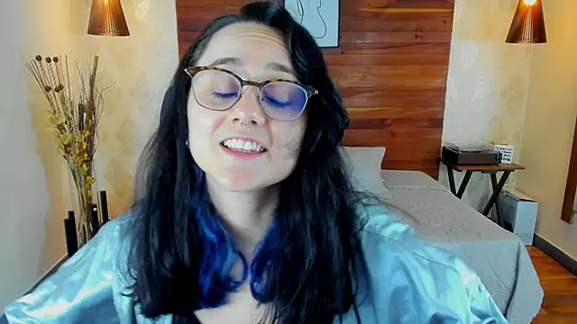 KatherineBond online show from March 11, 2025, 11:59 pm