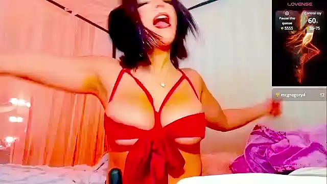 Snapshot of Aubreyessex chatting on December 23, 2024, 11:39 pm Aubreyessex online show from December 23, 2024, 11:39 pm