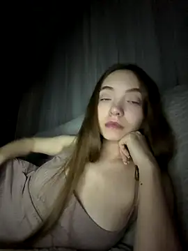 BarbaraFantasy online show from November 5, 2025, 9:59 pm