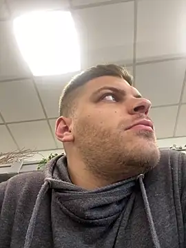 mans30 online show from December 4, 2024, 8:12 am