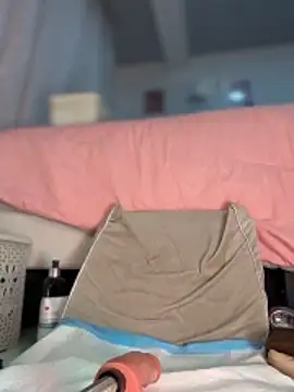 Snapshot of Milena-1 chatting on November 30, 2025, 10:30 am Milena-1 online show from November 30, 2025, 10:30 am