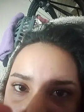  Miaaleon online show from January 17, 2026, 10:20 am