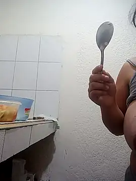  Miaaleon online show from February 11, 2026, 9:58 am