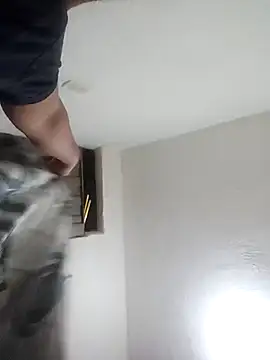  Miaaleon online show from March 31, 2026, 9:21 am