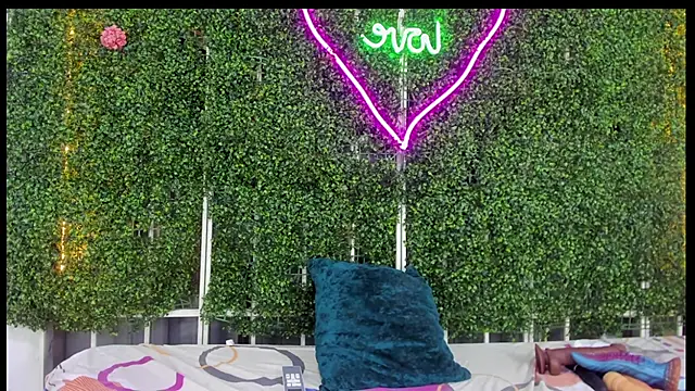 emy 0 online show from March 14, 2025, 8:10 am