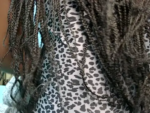 medinahswee online show from October 21, 2025, 4:24 am