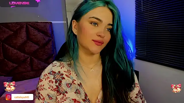 Snapshot of cattaleya___ chatting on December 12, 2024, 3:32 am cattaleya    online show from December 12, 2024, 3:32 am