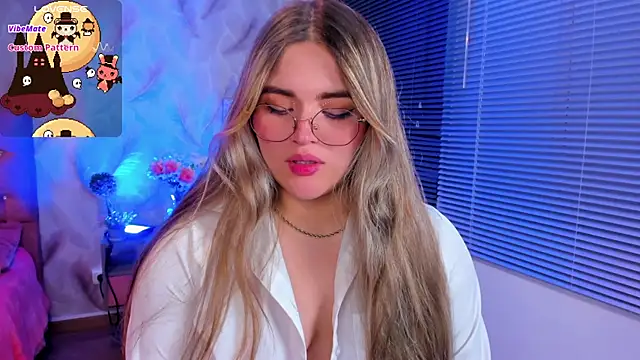 Snapshot of cattaleya___ chatting on October 24, 2025, 3:14 am cattaleya    online show from October 24, 2025, 3:14 am