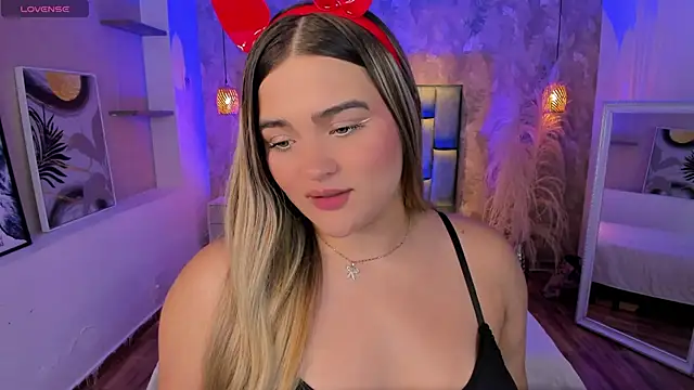cattaleya    online show from May 27, 2026, 3:58 am