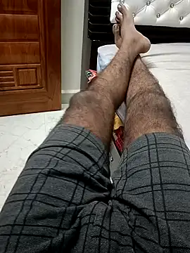 Snapshot of You_are__mine_ chatting on January 13, 2025, 11:19 am You are mine online show from January 13, 2025, 11:19 am