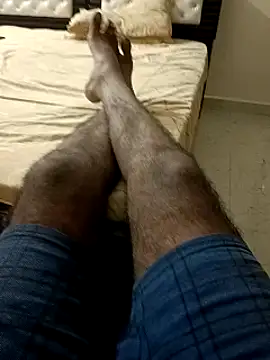 Snapshot of You_are__mine_ chatting on January 20, 2025, 5:06 pm You are mine online show from January 20, 2025, 5:06 pm