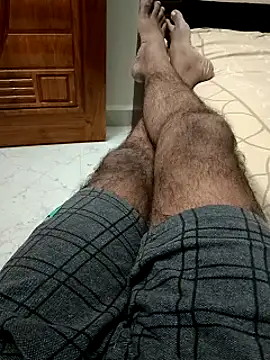 Snapshot of You_are__mine_ chatting on February 4, 2025, 12:00 pm You are mine online show from February 4, 2025, 12:00 pm