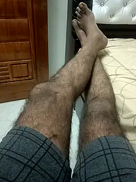 Snapshot of You_are__mine_ chatting on February 12, 2025, 7:13 am You are mine online show from February 12, 2025, 7:13 am