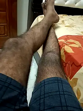 Snapshot of You_are__mine_ chatting on February 28, 2025, 6:10 am You are mine online show from February 28, 2025, 6:10 am