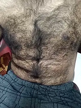 Snapshot of You_are__mine_ chatting on March 7, 2025, 9:07 am You are mine online show from March 7, 2025, 9:07 am