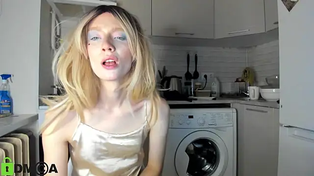  Alice Kitty online show from January 8, 2025, 4:00 pm