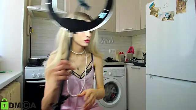  Alice Kitty online show from March 19, 2025, 10:44 am