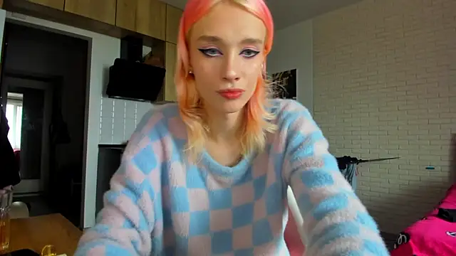 Alice Kitty online show from June 18, 2026, 8:58 am