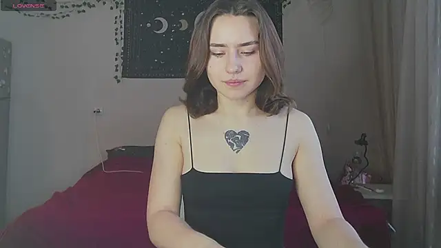 Snapshot of Aurora_workerr chatting on February 17, 2025, 1:58 am Aurora workerr online show from February 17, 2025, 1:58 am