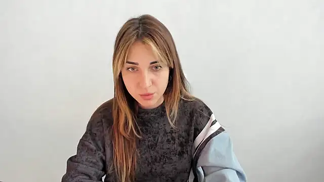 Summmmersky online show from March 19, 2025, 3:19 pm