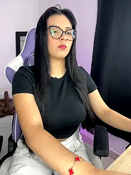 Madyson Hot online show from November 16, 2025, 12:44 pm