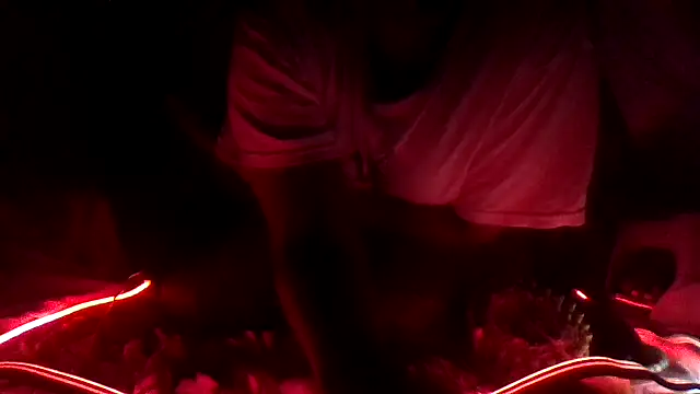 EbonyFetishQueen online show from November 20, 2025, 3:39 am