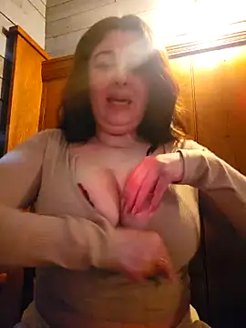 Britishbella online show from March 4, 2026, 11:44 pm