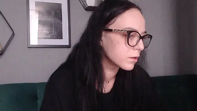 IzabelllNoir online show from February 18, 2025, 8:05 am