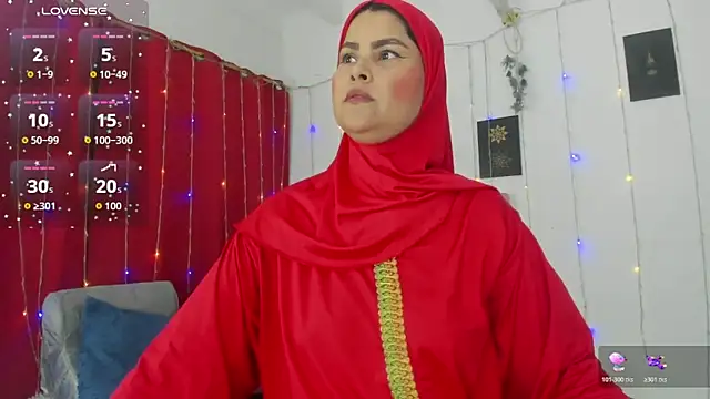 AishaAmin  online show from June 3, 2026, 12:08 pm