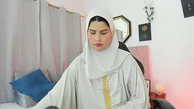 AishaAmin  online show from July 17, 2026, 12:12 pm