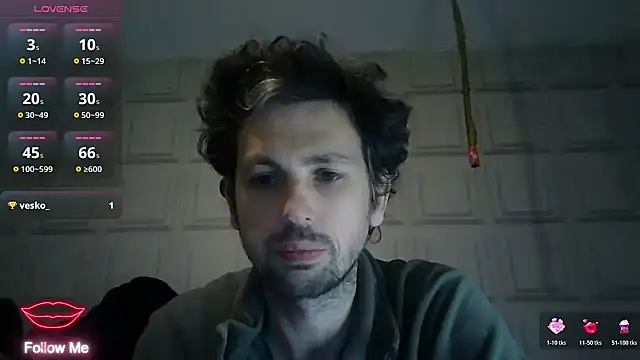 fred301993 online show from June 30, 2026, 2:45 am