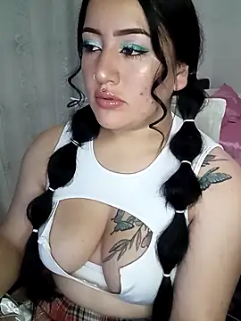 kirara dirty online show from March 9, 2025, 5:44 am