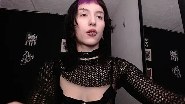 Snapshot of niakat_ chatting on December 9, 2024, 11:56 pm niakat  online show from December 9, 2024, 11:56 pm