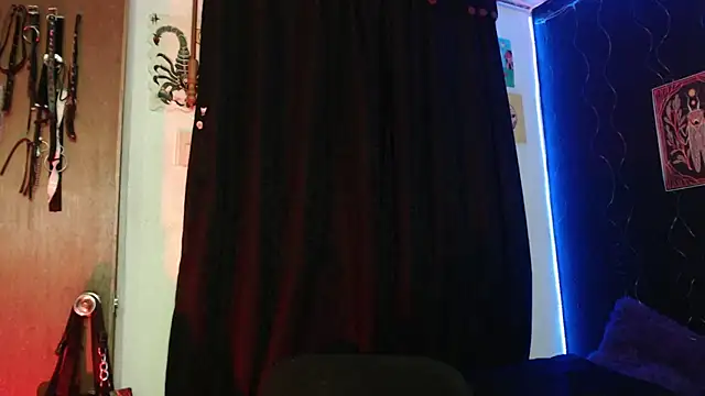 Snapshot of niakat_ chatting on March 6, 2025, 8:41 am niakat  online show from March 6, 2025, 8:41 am