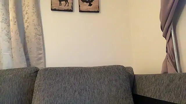 cumwithmee3 online show from November 18, 2025, 2:32 pm