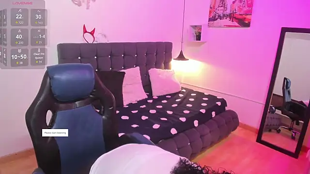 Aliciia cute1 online show from November 27, 2025, 10:01 pm