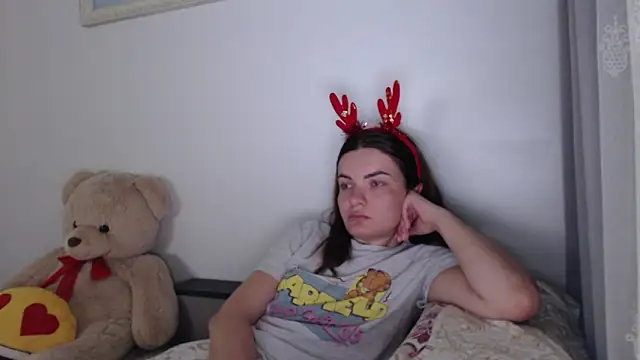  JustmeHere  online show from November 26, 2025, 7:26 pm