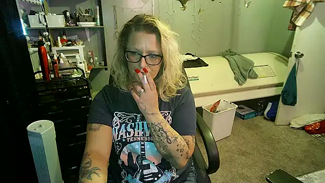 Snapshot of Lisalovely6981 chatting on February 20, 2025, 10:59 pm Lisalovely6981 online show from February 20, 2025, 10:59 pm