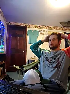 Snapshot of Seymour93 chatting on January 9, 2025, 3:01 pm Seymour93 online show from January 9, 2025, 3:01 pm