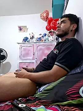 Juanhots online show from June 2, 2026, 12:01 am