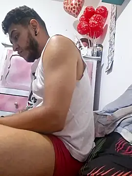 Juanhots online show from June 11, 2026, 12:32 am