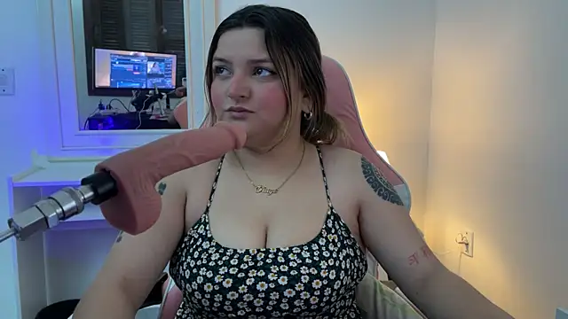 SweetPaige  online show from September 30, 2025, 3:50 pm
