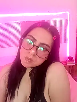 Snapshot of Celestte22 chatting on April 27, 2026, 10:19 pm Celestte22 online show from April 27, 2026, 10:19 pm