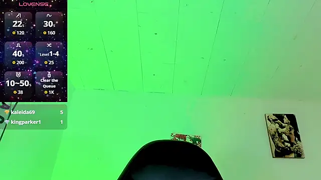 naomy  xx online show from October 23, 2025, 3:28 am