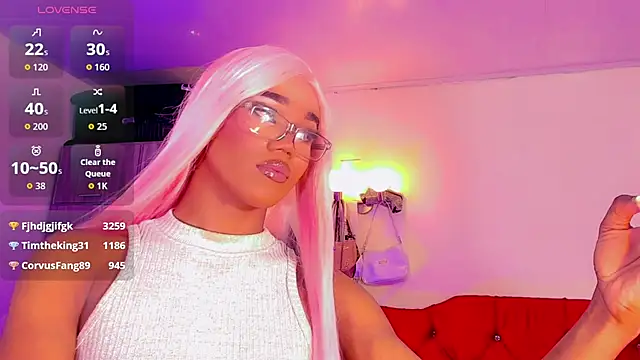 Snapshot of naomy__xx chatting on May 2, 2026, 3:28 pm naomy xx online show from May 2, 2026, 3:28 pm