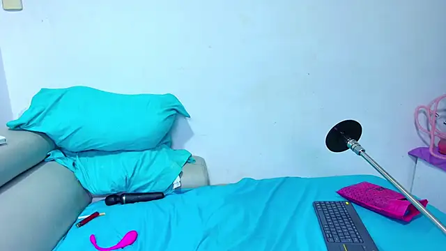 jamilaross online show from January 6, 2025, 4:47 am