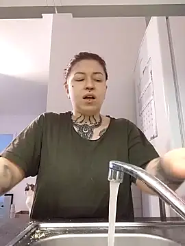 divine eve online show from April 2, 2026, 2:58 pm